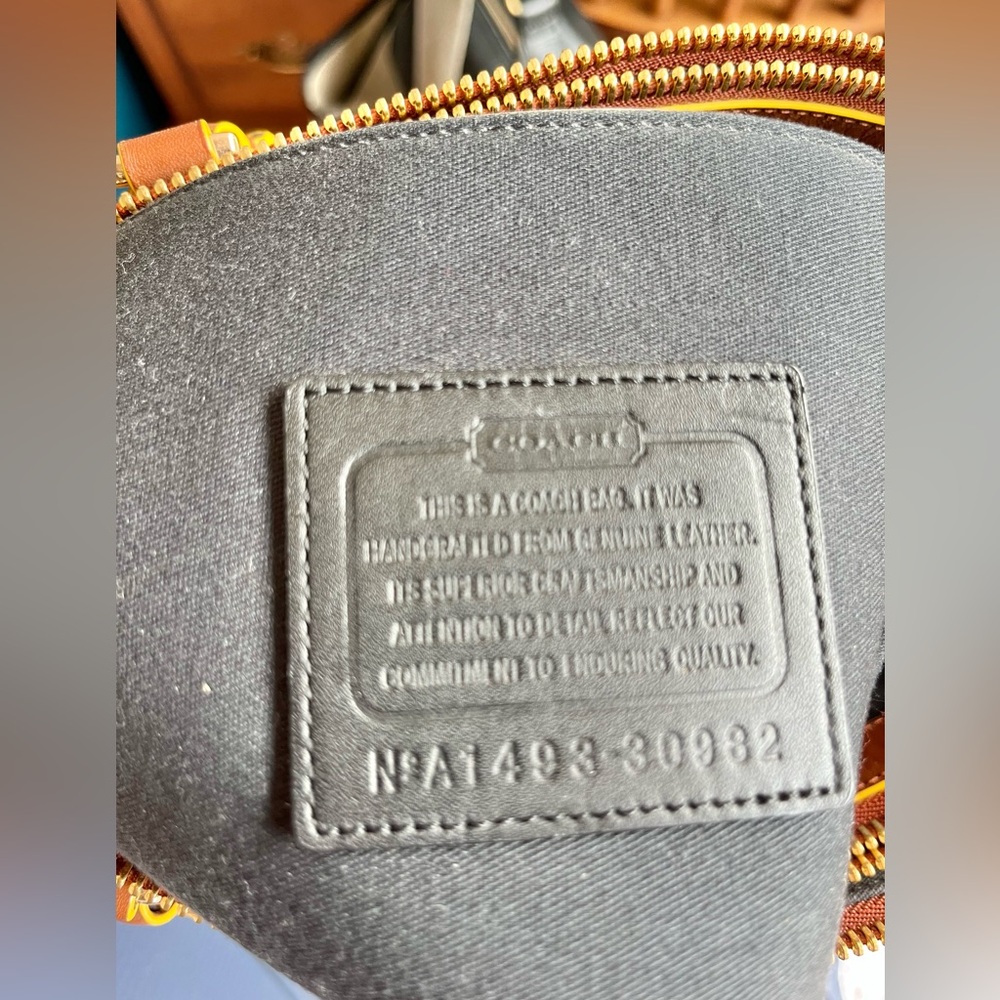 Coach The Borough Bag in Edgepaint Leather Style 30982 - Picture 12 of 15